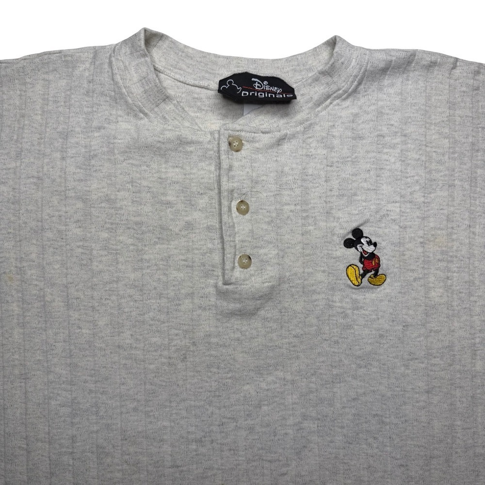 Vintage 90s Disney Mickey Mouse sweatshirt